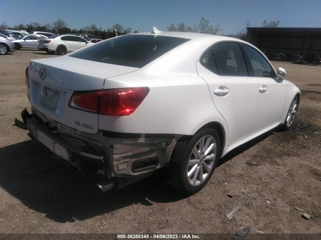 2009 LEXUS IS 250 VIN: JTHBK262492090325