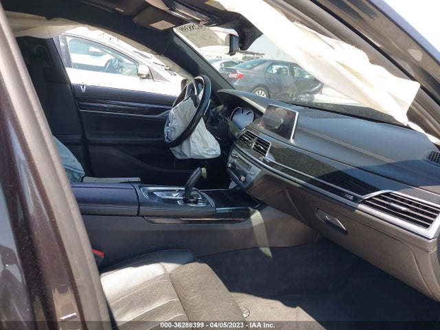 BMW 7 Series 740i 2019 WBA7E2C5XKB217305 Image 5