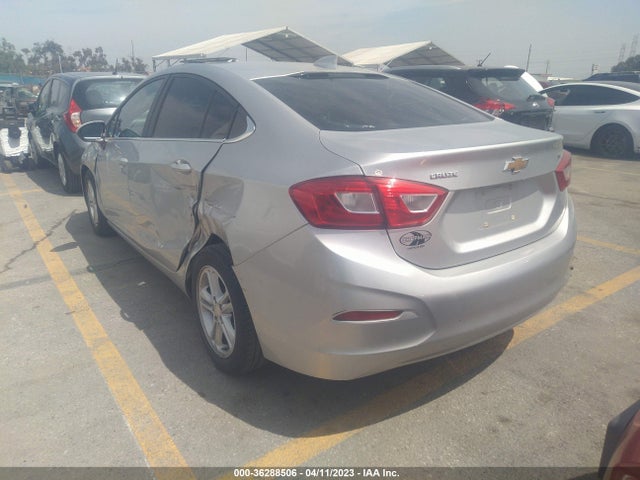 Chevrolet CRUZE LT 2018 1G1BE5SM1J7190688 Image 3