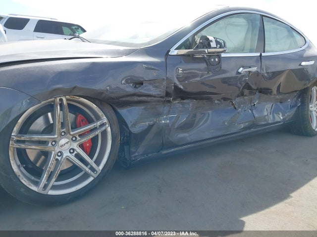Tesla Model S 75d/100d/p100d 2018 5YJSA1E22JF285311 Image 7