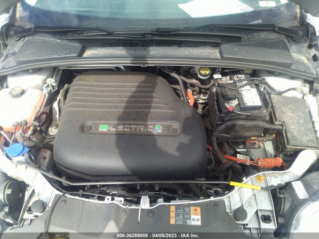 1FADP3R4XEL382828 Ford FOCUS ELECTRIC