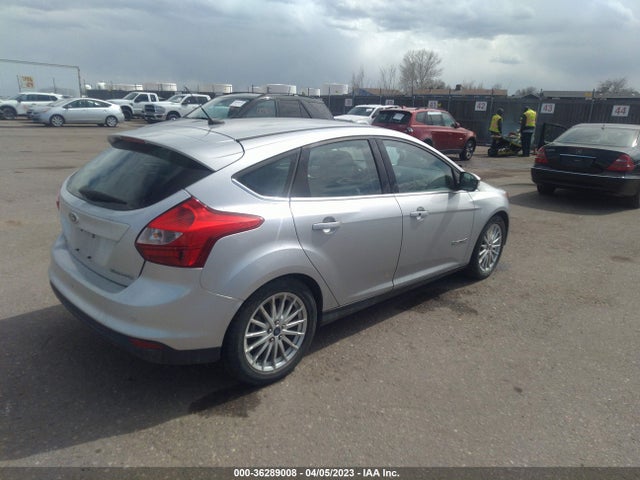 1FADP3R4XEL382828 Ford FOCUS ELECTRIC