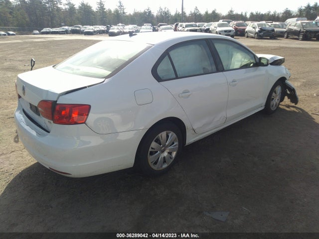 3VWD17AJ9EM417410 Volkswagen Jetta Sedan Se
