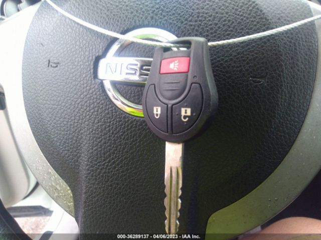 JN8AS5MT6FW652034 Nissan Rogue Select S