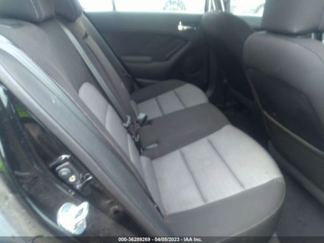 KNAFK5A86G5593296 KIA Forte 5-door Lx