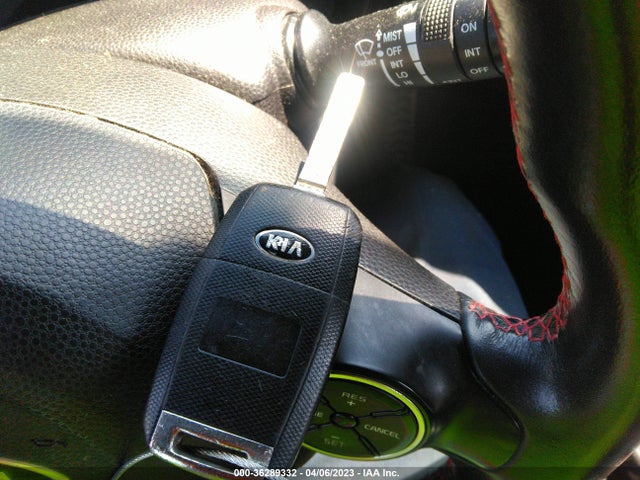 KIA SOUL + 2014 KNDJP3A53E7020639 Image 3
