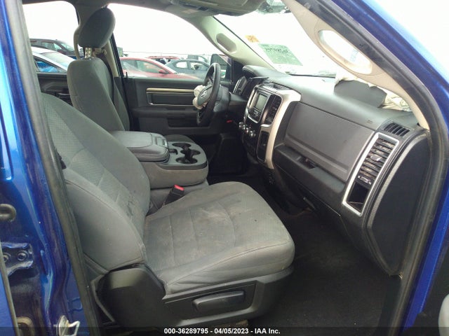 1C6RR7GG0HS753768 RAM 1500 Slt