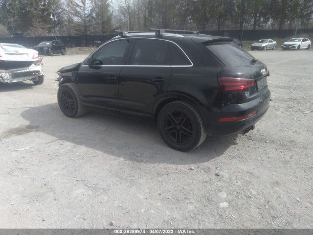 WA1EFCFS3FR001060 Audi Q3 2.0t Premium Plus