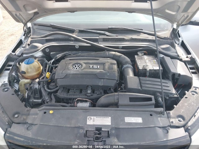3VWD17AJ9EM241538 Volkswagen Jetta Sedan Se