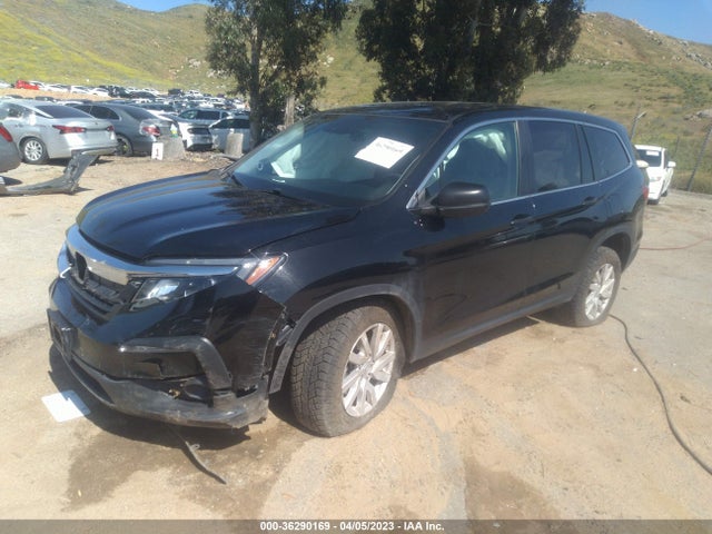 2019 HONDA PILOT LX VIN: 5FNYF6H19KB048117