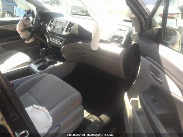 2019 HONDA PILOT LX VIN: 5FNYF6H19KB048117