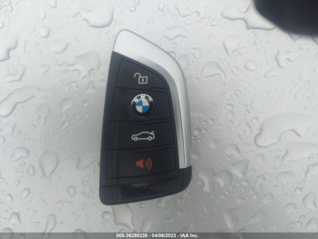 2017 BMW X1, VIN: WBXHT3C34H5F69584