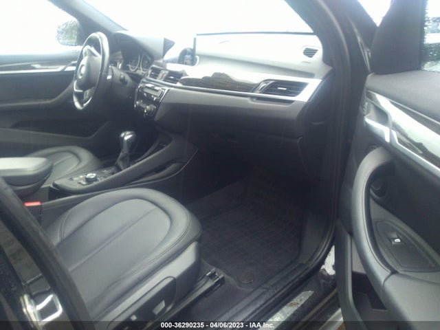 2017 BMW X1, VIN: WBXHT3C34H5F69584