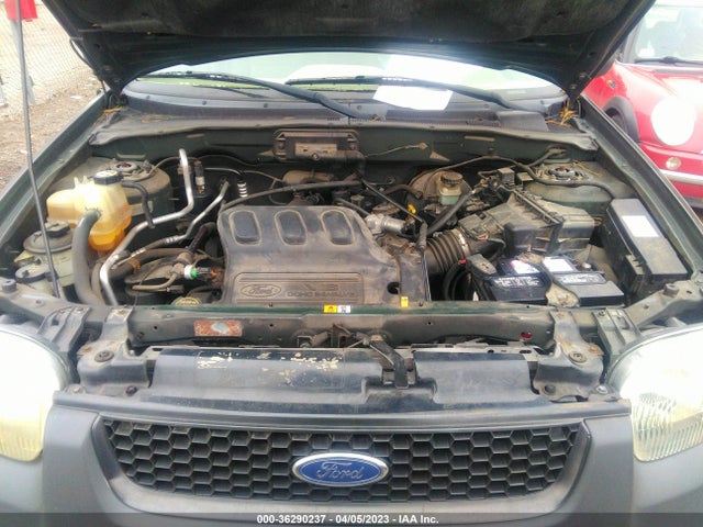 2003 FORD ESCAPE XLS POPULAR VIN: 1FMYU02143KA61045