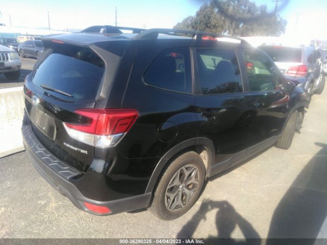 JF2SKAEC6KH412568 Subaru Forester Premium