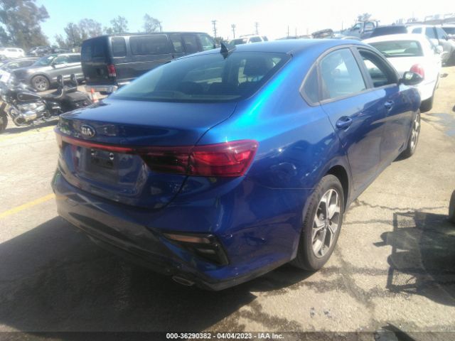 3KPF24ADXME295070 KIA Forte Lxs