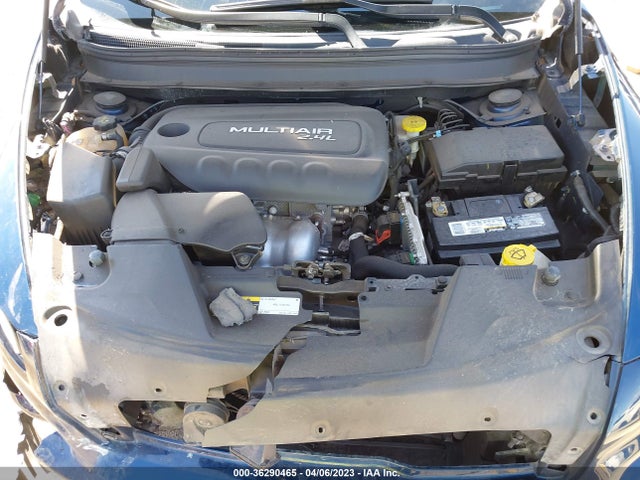 1C4PJLCB3JD537076 Jeep Cherokee Latitude