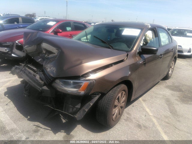 3VW2K7AJ5EM225857 Volkswagen Jetta Sedan S