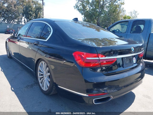 BMW 7 Series 740i 2016 WBA7E2C58GG738646 Image 3