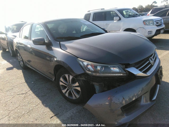2014 1HGCR2F33EA201796 main image