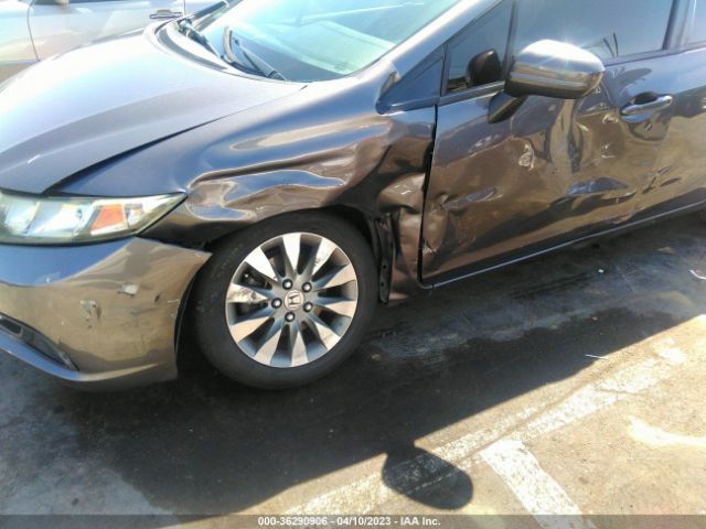 19XFB2F58FE293732 Honda Civic Sedan Lx