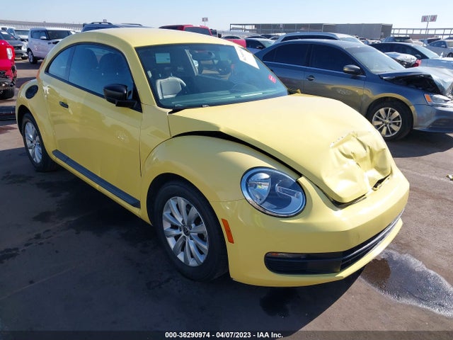 2015 Volkswagen Beetle, VIN: 3VWF17ATXFM638378