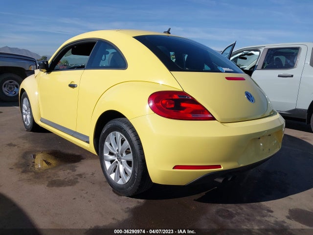 2015 Volkswagen Beetle, VIN: 3VWF17ATXFM638378