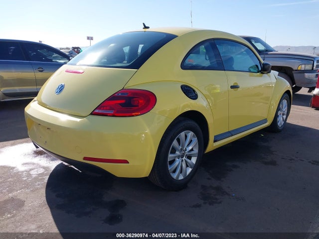 2015 Volkswagen Beetle, VIN: 3VWF17ATXFM638378