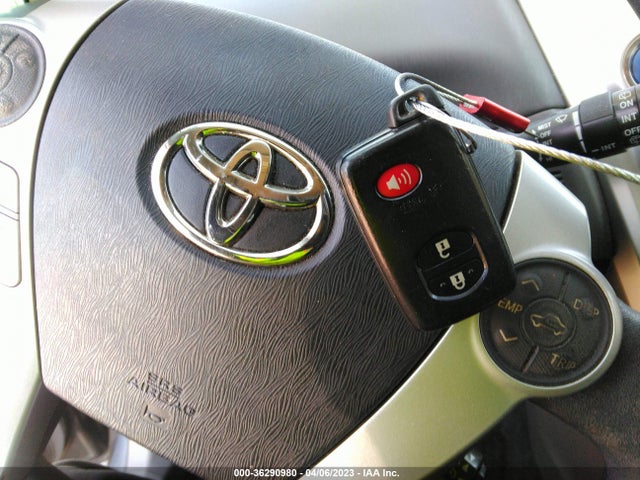 Toyota Prius V Two/three/five 2014 JTDZN3EU5E3298203 Image 11