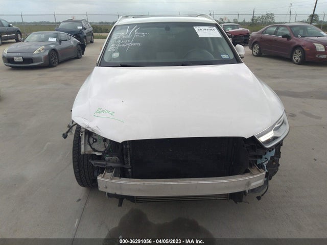 WA1BCCFS9HR014863 Audi Q3 PREMIUM