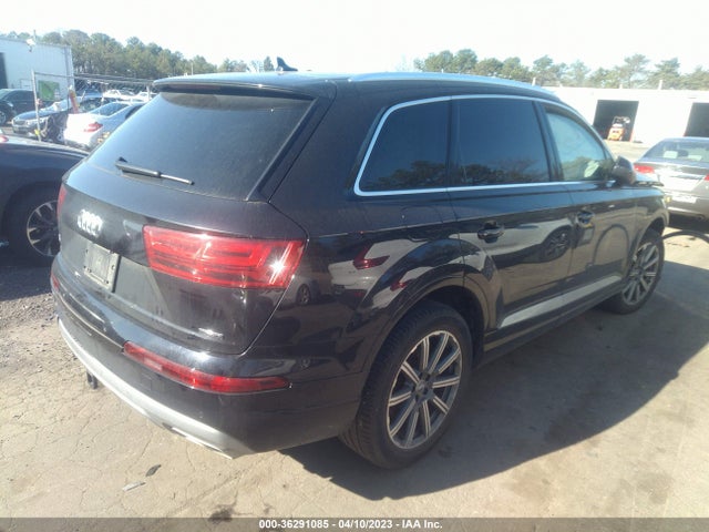 WA1LHAF77KD043840 Audi Q7 Premium Plus