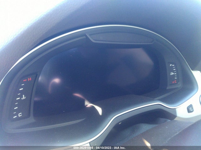 WA1LHAF77KD043840 Audi Q7 Premium Plus
