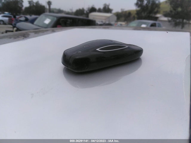 Tesla Model S 60/75 2017 5YJSA1E1XHF202483 Image 3