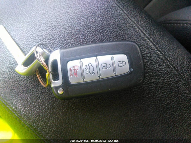 2011 HYUNDAI SONATA LTD PZEV VIN: 5NPEC4AC9BH299524