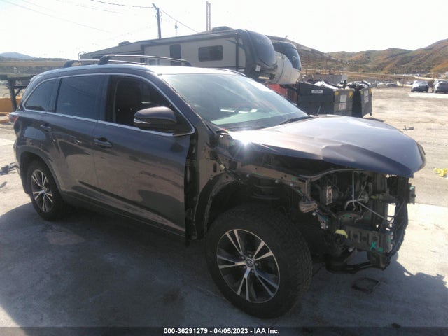 2016 Toyota Highlander, VIN: 5TDJKRFH0GS256825