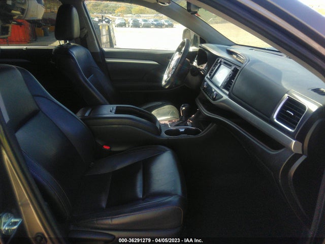 2016 Toyota Highlander, VIN: 5TDJKRFH0GS256825
