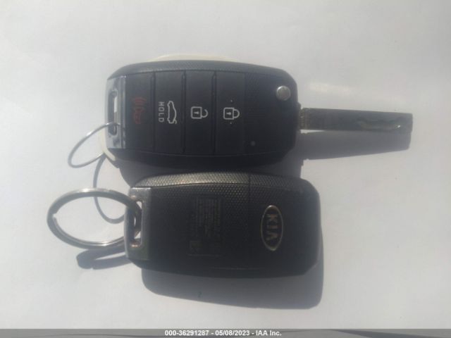 5XXGT4L32JG198454 KIA Optima Lx