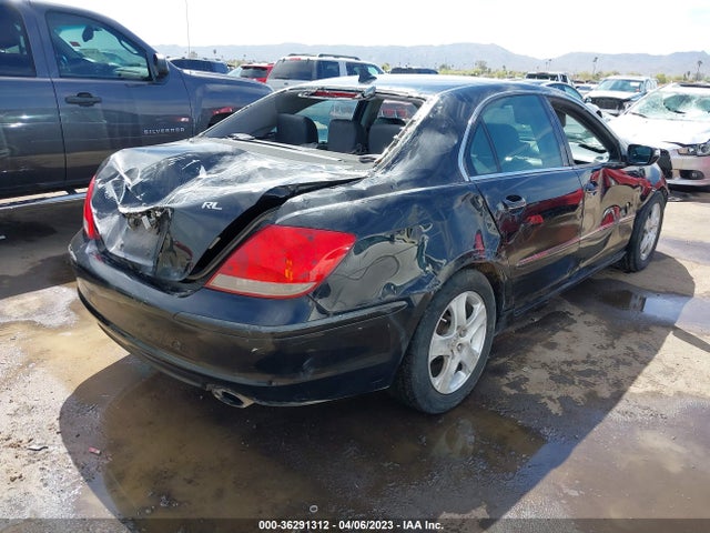 2006 ACURA RL VIN: JH4KB16566C010226