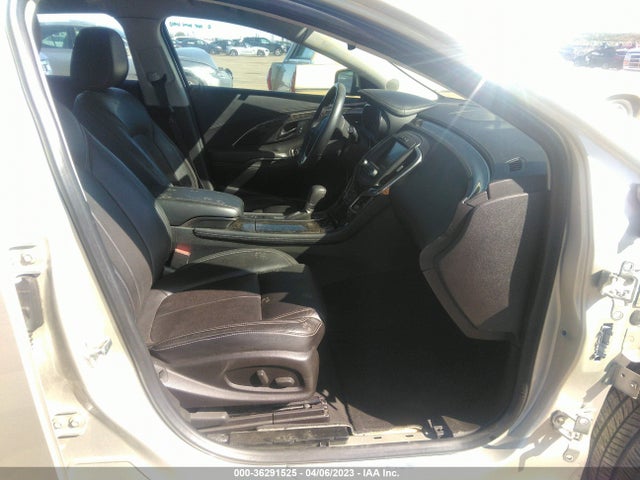 Buick Lacrosse 2016 1G4GF5G38GF161130 Image 7