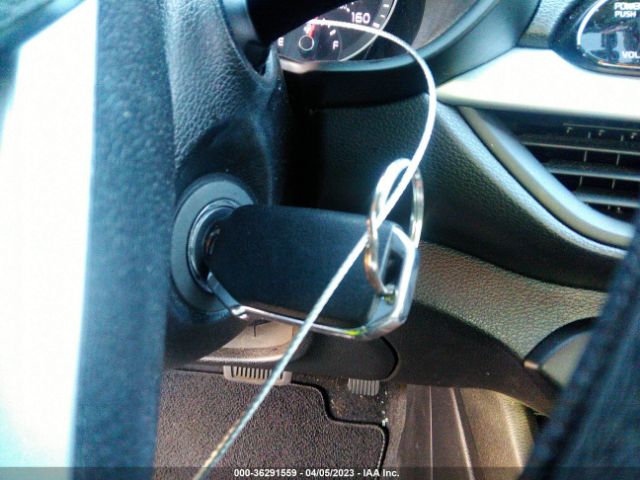 3KPF24ADXLE236728 KIA Forte Lxs