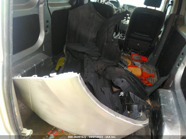 2015 NISSAN NV200 SV VIN: 3N6CM0KN1FK720366