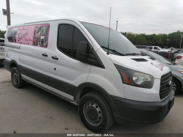 Ford TRANSIT CARGO VAN 2015 1FTNR1YG3FKA12143 Image 1