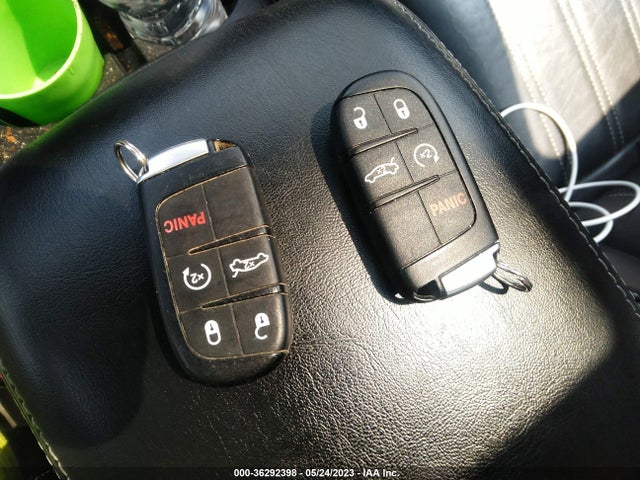 Chrysler 300 2016 2C3CCAGG6GH136379 Image 11