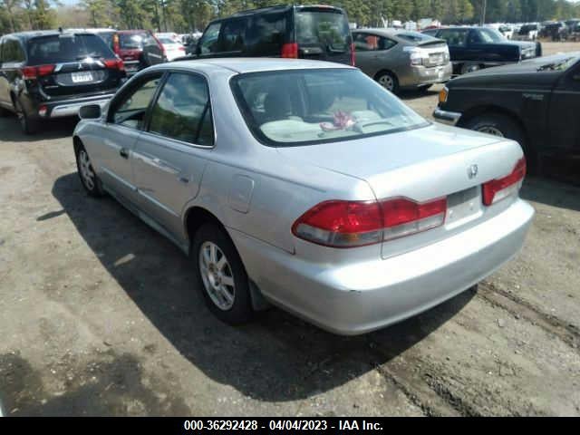 2002 HONDA ACCORD SDN SE VIN: 1HGCG567X2A008938