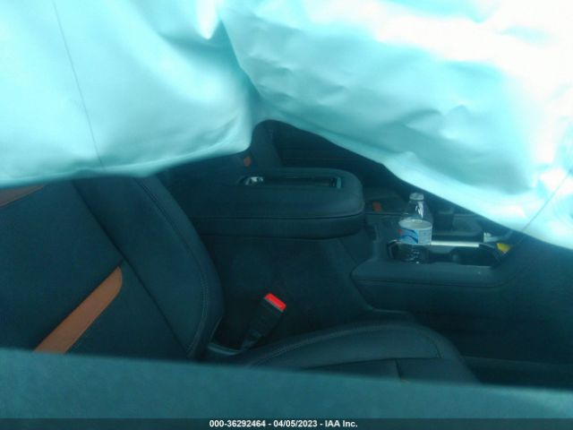1GTUUEET4NZ604580 GMC Sierra 1500 At4