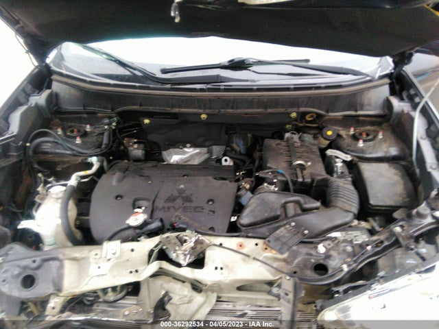 JA4AP3AU8JZ007501 Mitsubishi Outlander Sport 2.0