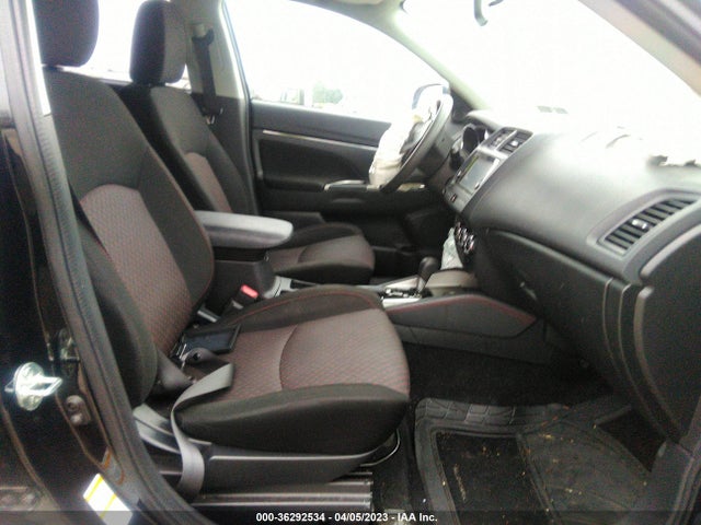 JA4AP3AU8JZ007501 Mitsubishi Outlander Sport 2.0