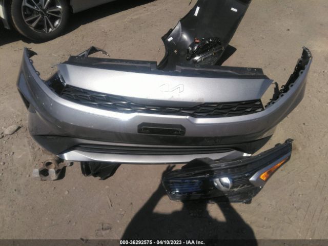 3KPF24AD5NE493959 KIA Forte Lxs