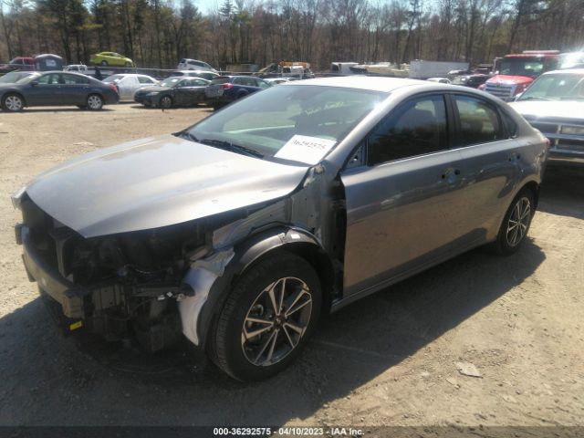 3KPF24AD5NE493959 KIA Forte Lxs
