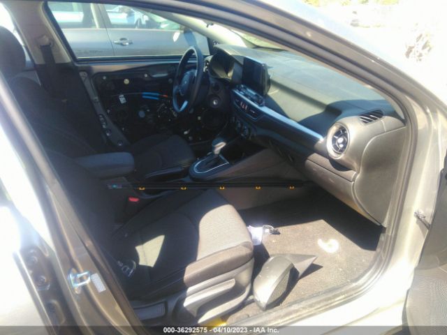 3KPF24AD5NE493959 KIA Forte Lxs